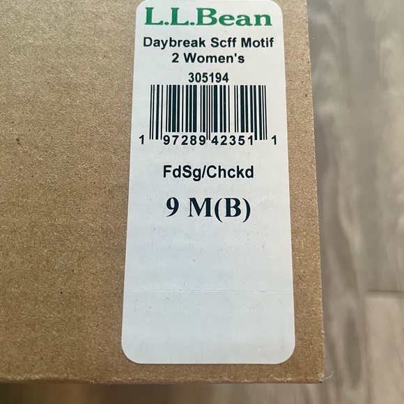 L.L. Bean Daybreak Scuff Motif Women's Slippers - Picture 6 of 8